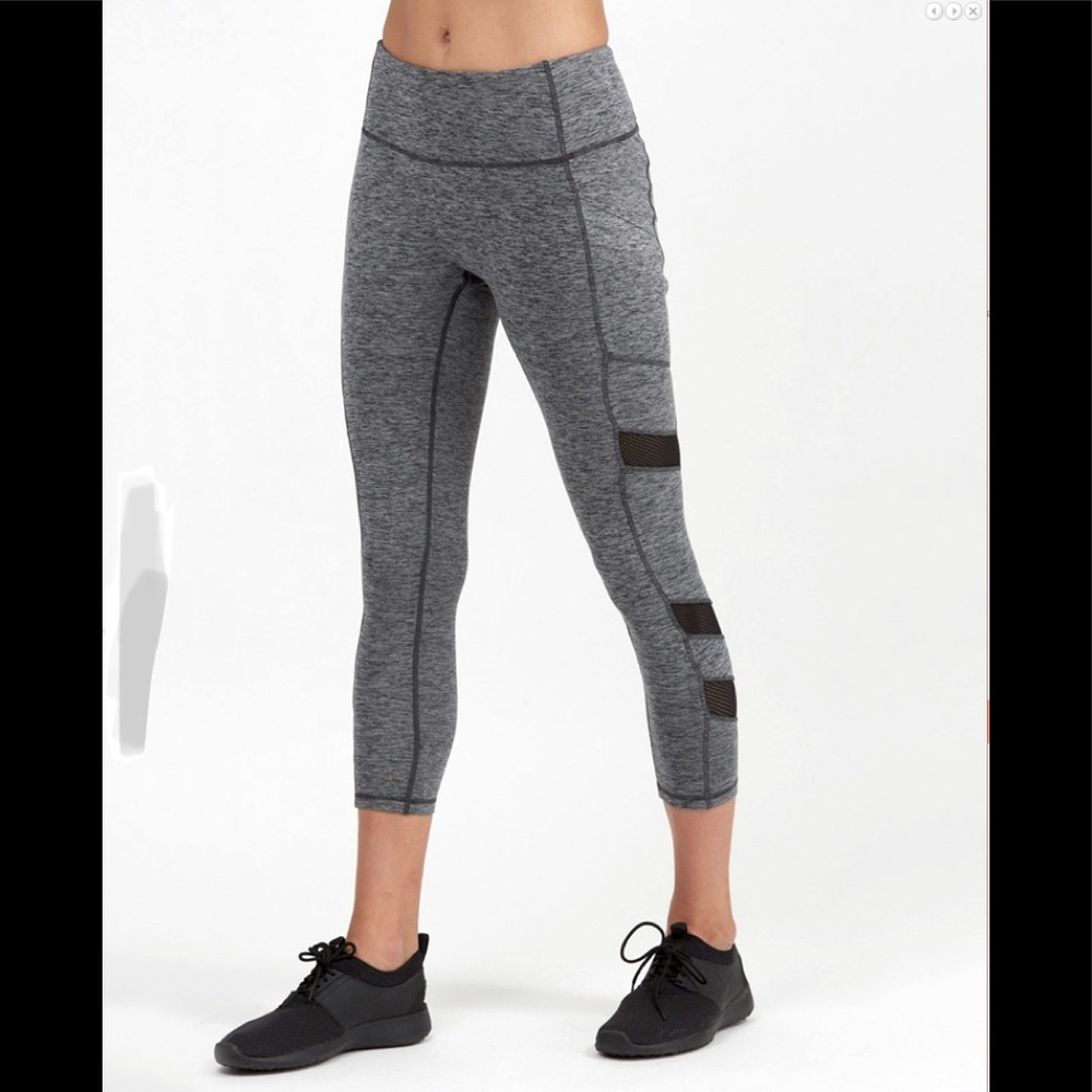 NWT PRISMSPORT RELAY 7/8 LEGGING STORM